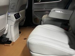 AITO M9 EREV Ultra Edition 42kWh 6 Edition - фото 4
