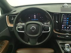 Volvo XC60 B5 AWDLuxury Edition - фото 11