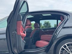 BMW 5 530Li Version M - фото 12