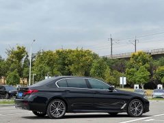 BMW 5 530Li Version M - фото 16