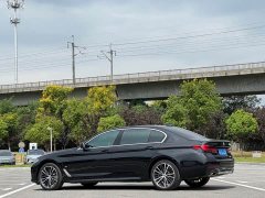 BMW 5 530Li Version M - фото 18