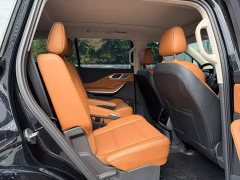 FAW HS7 PHEV 2.0T PHEV AWD200Anniversary Edition 6 - фото 11