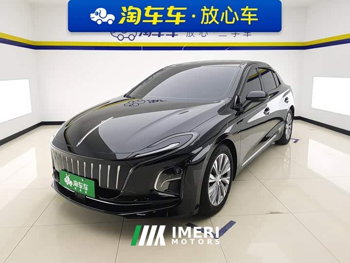 FAW E-QM5 610km PLUS - автомобиль из Китая