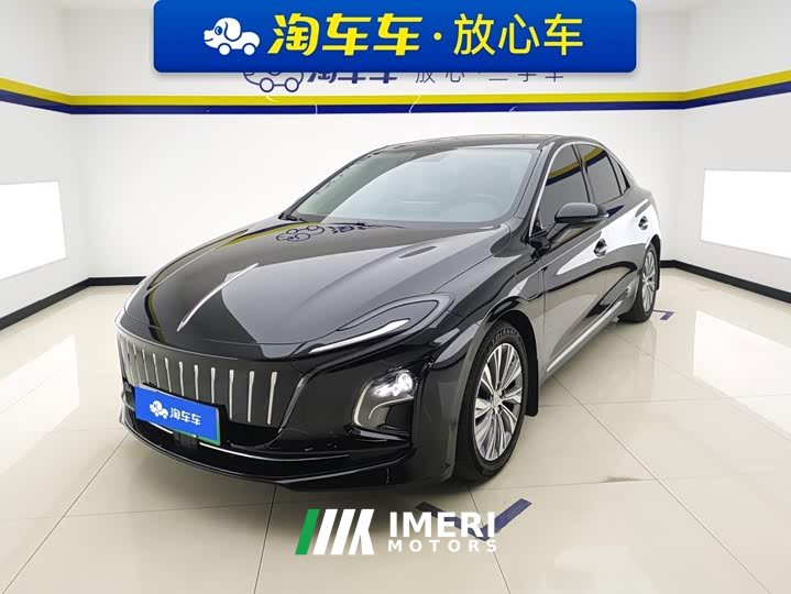 FAW E-QM5 620km PLUS - автомобиль из Китая