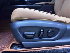 Lexus UX 300e Edition - фото 20