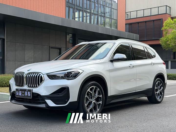 BMW X1 sDrive25Li Version - автомобиль из Китая