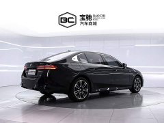 BMW 5 525Li M - фото 3