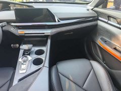 Changan UNI-V 1.5T Deluxe Version - фото 8