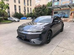 Changan UNI-V 1.5T Deluxe Version - фото 1