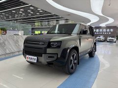 Land Rover 110 3.0T P400 X-DYNAMIC HSE - фото 1