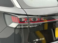 Land Rover 300TSI 2WDLuxuryPlus Edition - фото 9