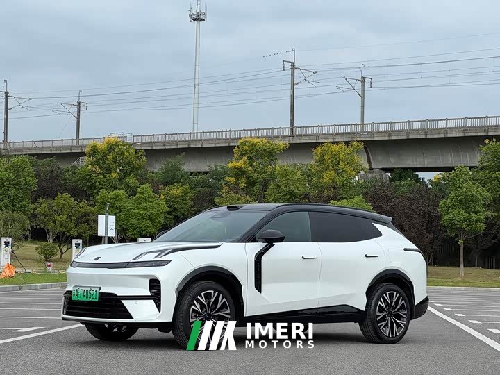 Lynk & Co 08 EM-P 230Ultra Long RangeUltra H7 - автомобиль из Китая