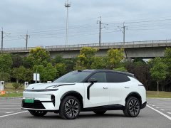 Lynk & Co 08 EM-P 230Ultra Long RangeUltra H7 - фото 1
