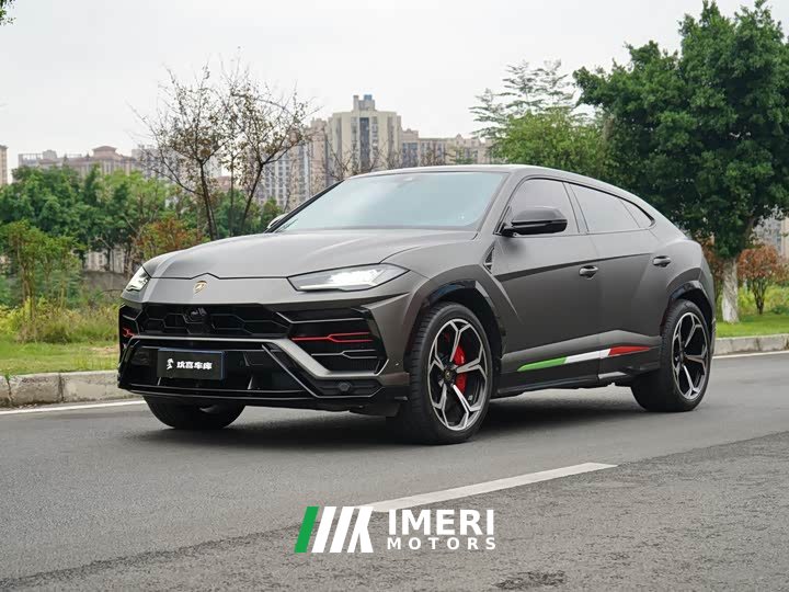 Porsche Urus 4.0T V8 - автомобиль из Китая