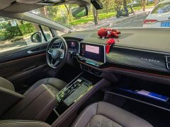 Volkswagen 380TSI Premium Edition - фото 11