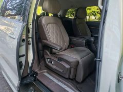 Volkswagen 380TSI Premium Edition - фото 12