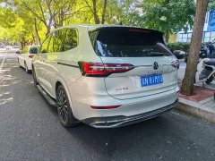 Volkswagen 380TSI Premium Edition - фото 6