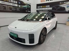 Li Auto i6 2WD Edition - фото 1