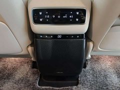 Li Auto MEGA Ultra - фото 17