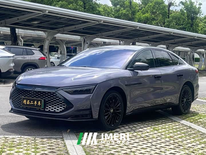 BYD DM AWD EditionLuxury Version - автомобиль из Китая