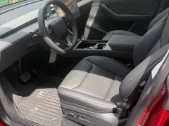 Tesla Model Y Long Range Edition - фото 6