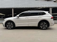 Volkswagen L 330TSI 2WDR-Line Edition - фото 11