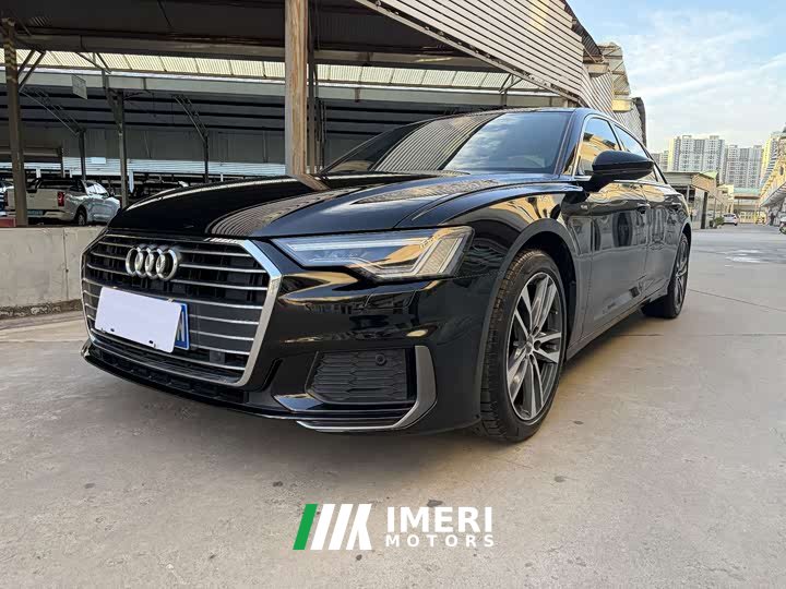 Audi A6L 40 TFSI Luxury Version - автомобиль из Китая