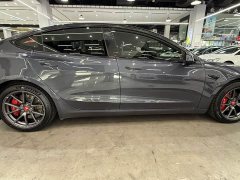 Tesla Model 3 Standard Range Edition - фото 12
