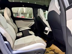 Tesla Model Y L Long Range Edition - фото 8