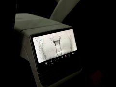 Tesla Model Y L Long Range Edition - фото 9