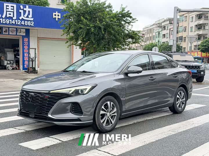 Changan PLUS NE 1.4T GDI DCTPremium Version - автомобиль из Китая