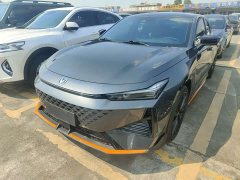 Changan UNI-V 1.5T Premium Version - фото 1