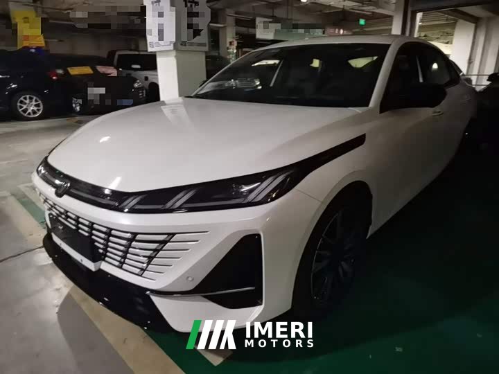 Changan 1.5T 500Bar Smart Version - автомобиль из Китая