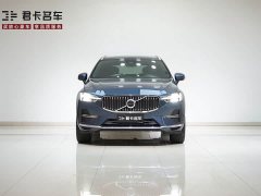 Volvo XC60 B5 AWDLuxury Edition - фото 2