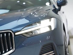 Volvo XC60 B5 AWDLuxury Edition - фото 7