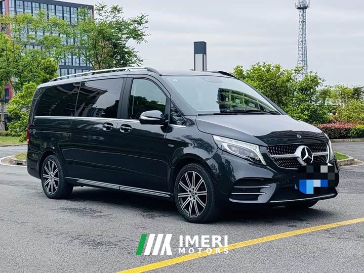 Mercedes-Benz V 260 L Luxury Edition - автомобиль из Китая