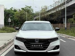 Mercedes-Benz PHEV 2.0L Edition - фото 2