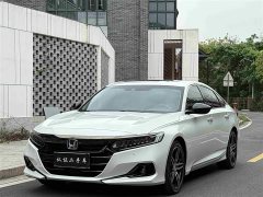 Mercedes-Benz PHEV 2.0L Edition - фото 3