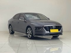 Voyah 1.8L CVT LUXPremium Edition - фото 3