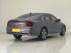 Voyah 1.8L CVT LUXPremium Edition - фото 4
