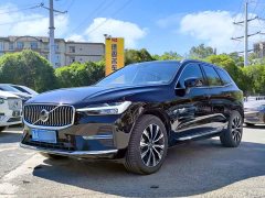 Volvo XC60 B5 AWDLuxury Edition - фото 1