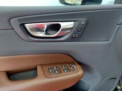 Volvo XC60 B5 AWDLuxury Edition - фото 15