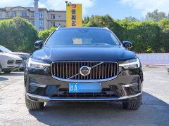 Volvo XC60 B5 AWDLuxury Edition - фото 2