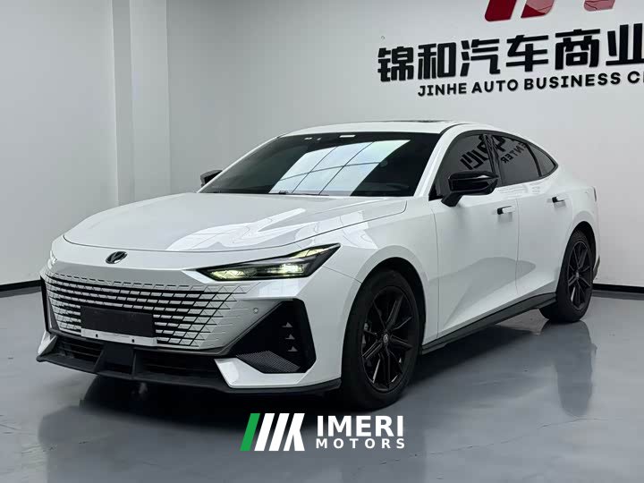 Changan UNI-V 1.5T Premium Version