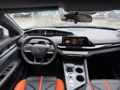 Changan UNI-V 1.5T Premium Version - фото 12