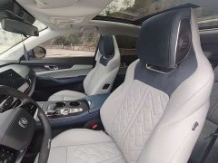 Changan UNI-K iDD 130km 1.5T Premium Version - фото 14