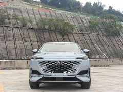 Changan UNI-K iDD 130km 1.5T Premium Version - фото 2