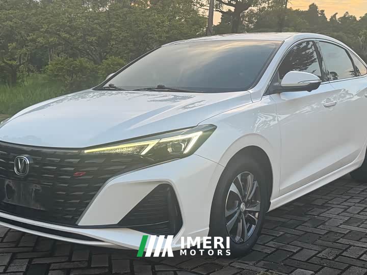 Changan Edition PLUS NE 1.4T GDI DCTPremium Edition - автомобиль из Китая