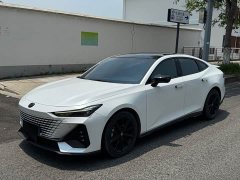 Changan UNI-V 1.5T Premium Version - фото 1