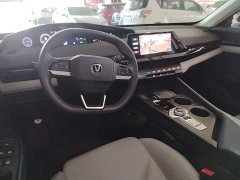 Changan UNI-V iDD 1.5T 113km Version - фото 7
